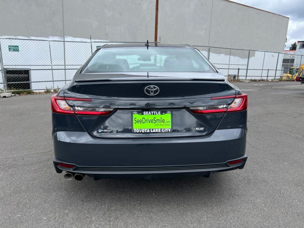 2025 Toyota Camry SE