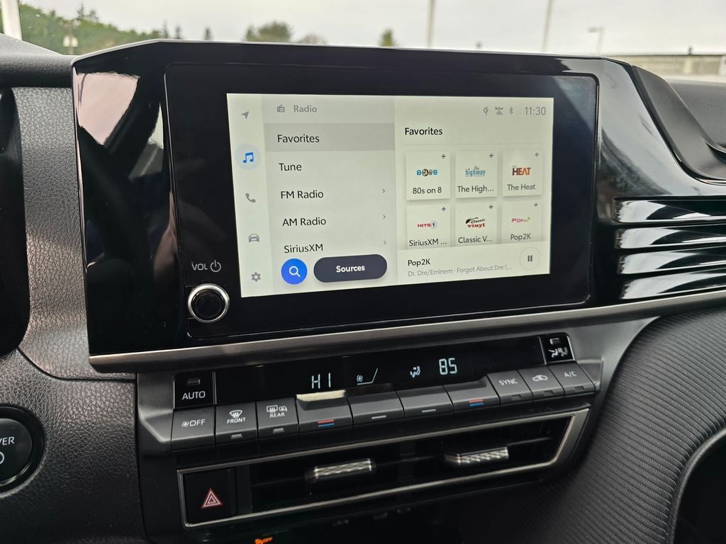 2025 Toyota Camry SE Hybrid