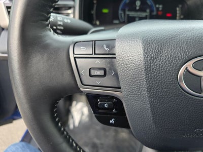 2025 Toyota Camry SE Hybrid