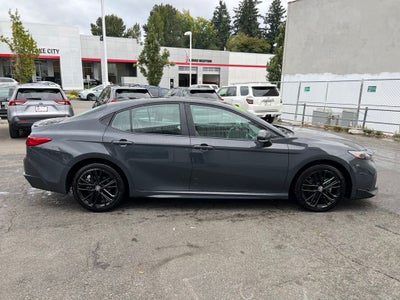 2025 Toyota Camry SE HYBRID-AWD