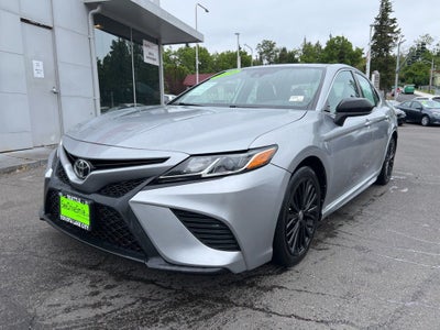 2020 Toyota Camry SE