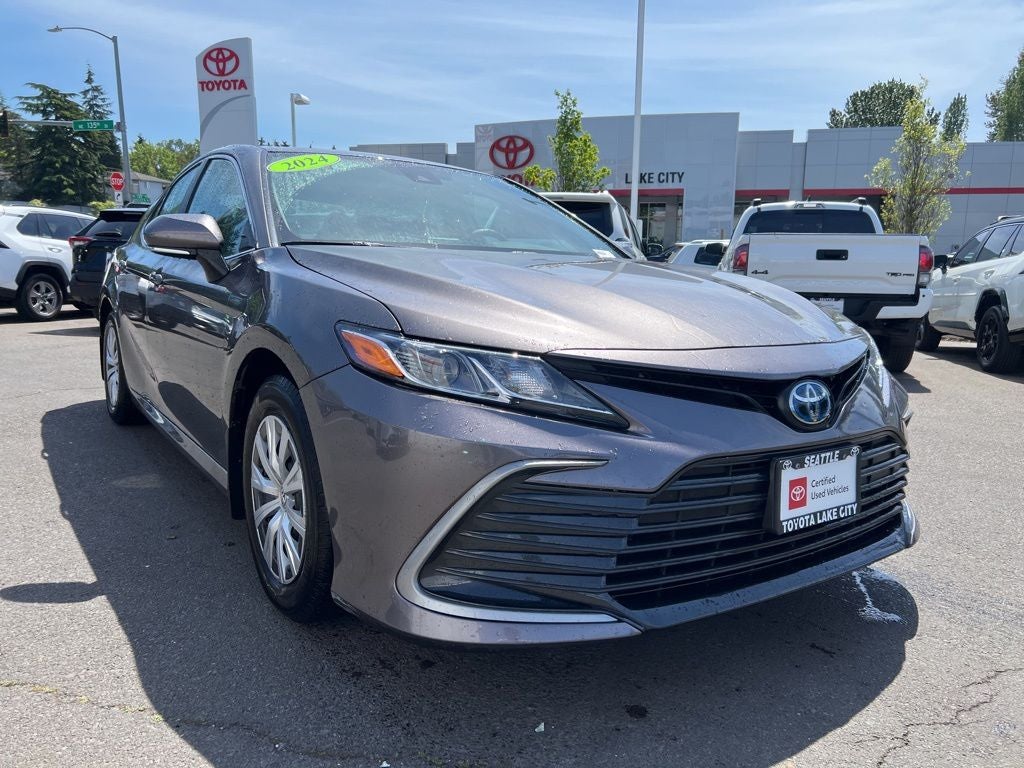 2024 Toyota Camry Hybrid LE