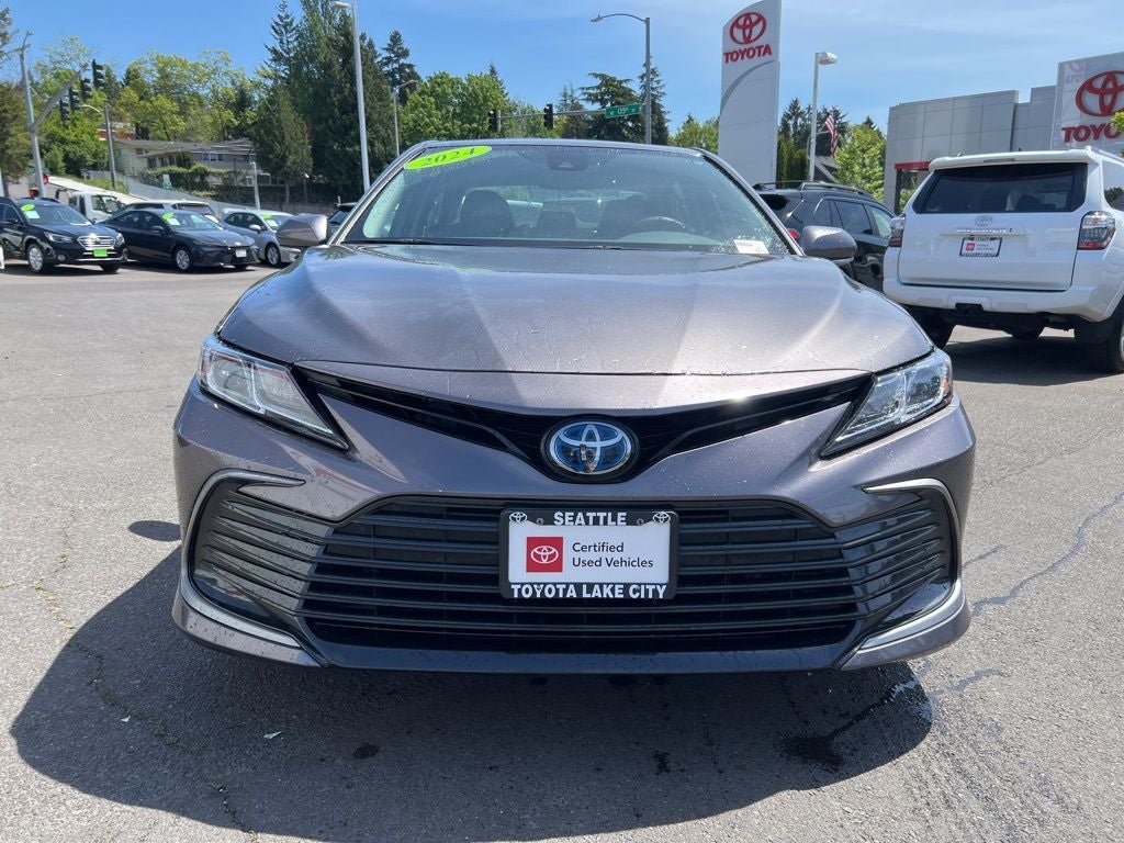 2024 Toyota Camry Hybrid LE