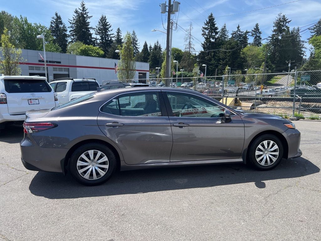 2024 Toyota Camry Hybrid LE