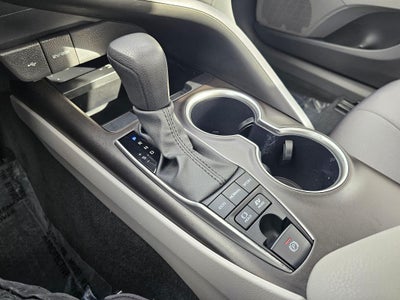 2024 Toyota Camry Hybrid LE