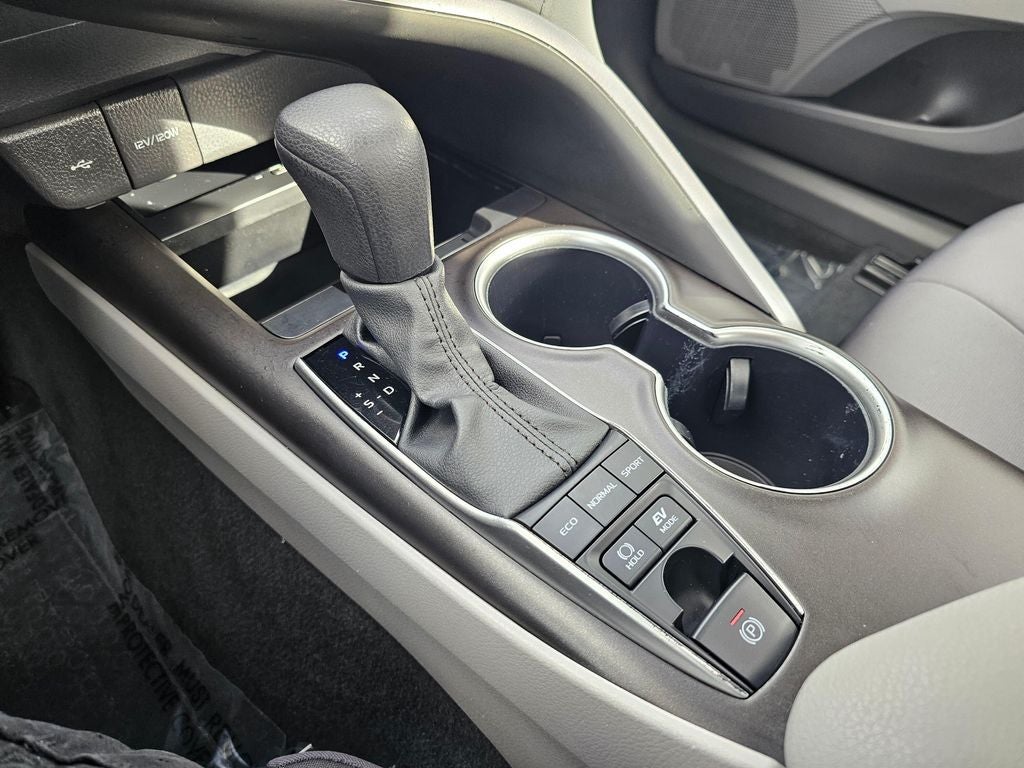 2024 Toyota Camry Hybrid LE