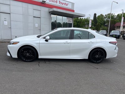 2023 Toyota Camry Hybrid XSE