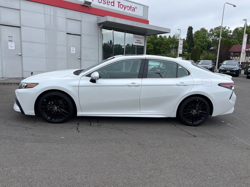 2023 Toyota Camry Hybrid XSE