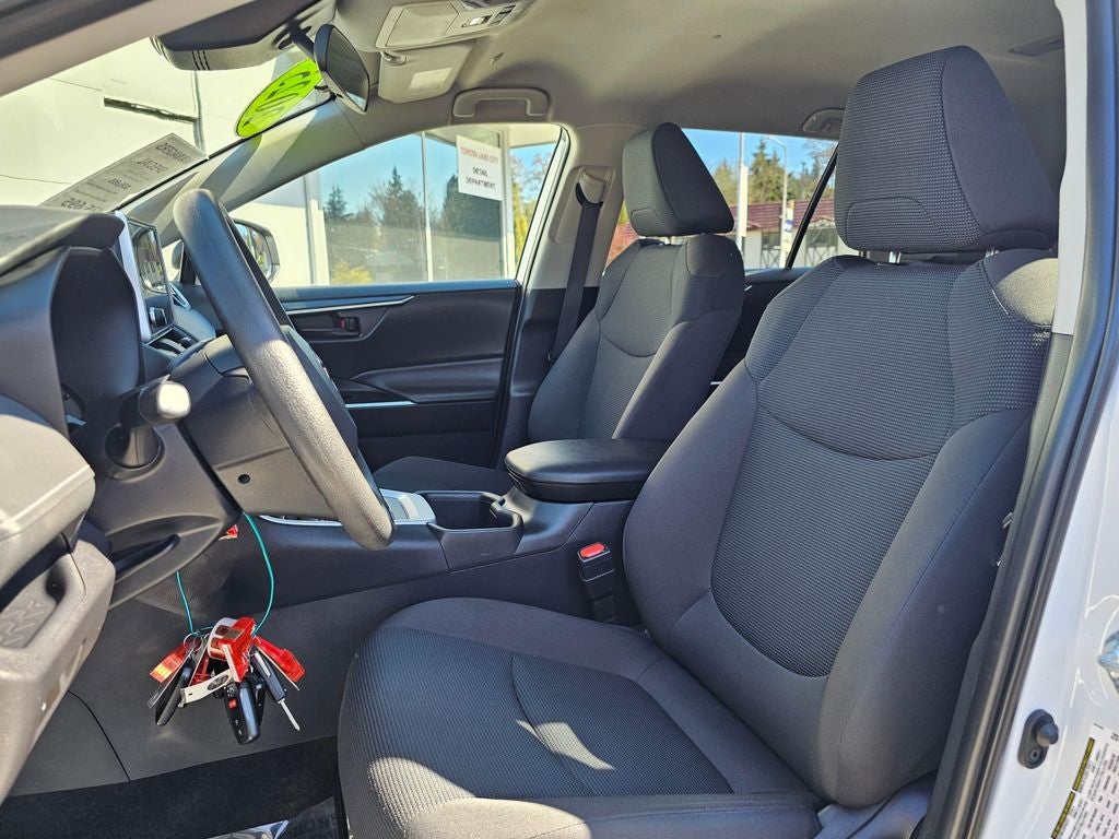 2025 Toyota RAV4 Hybrid LE -AWD