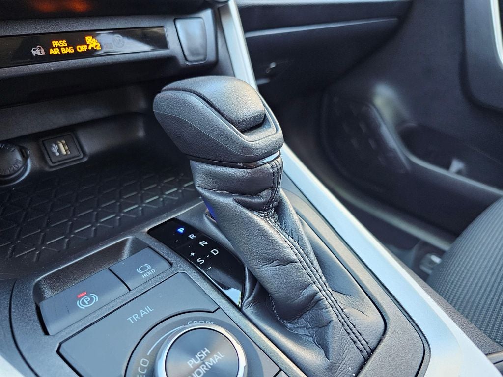 2025 Toyota RAV4 Hybrid LE -AWD