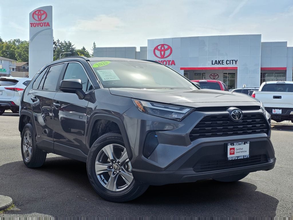 2025 Toyota RAV4 Hybrid LE AWD