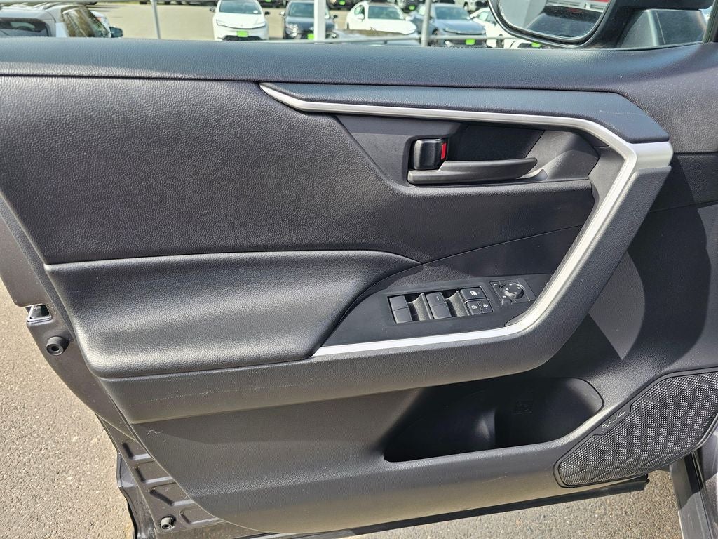 2025 Toyota RAV4 Hybrid LE AWD