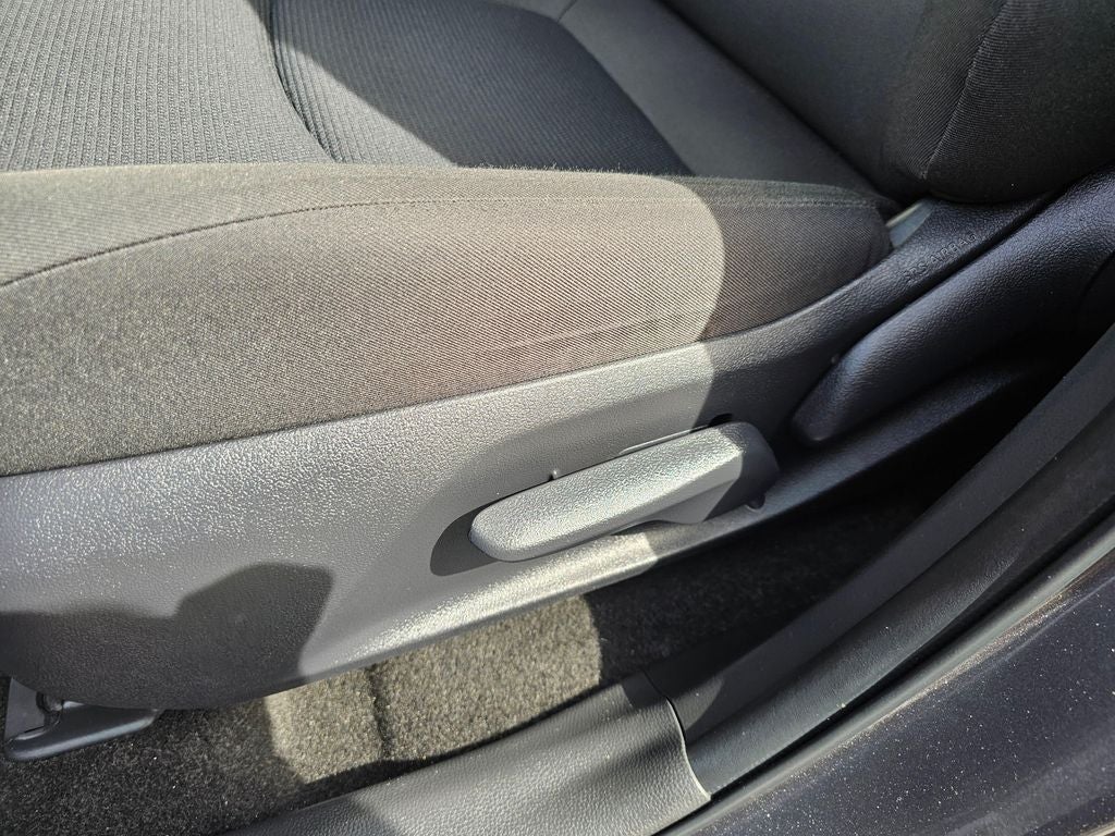 2025 Toyota RAV4 Hybrid LE AWD