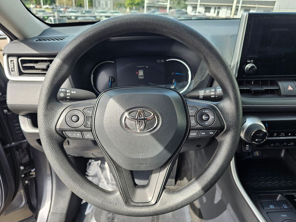 2025 Toyota RAV4 Hybrid LE AWD