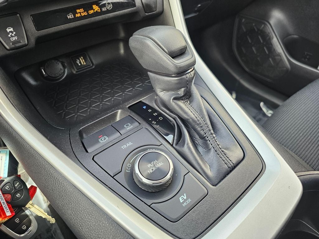 2025 Toyota RAV4 Hybrid LE AWD