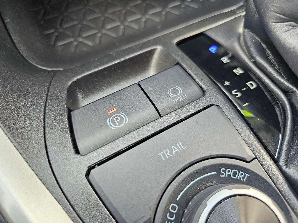 2025 Toyota RAV4 Hybrid LE AWD