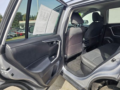 2025 Toyota RAV4 Hybrid LE
