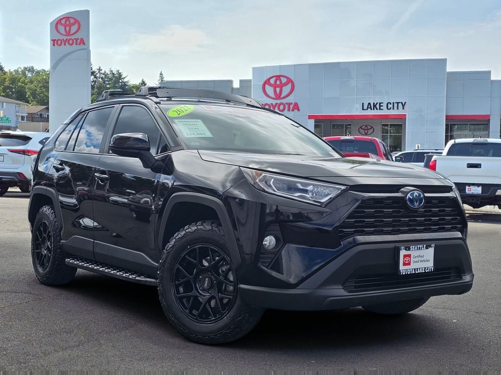 2021 Toyota RAV4 Hybrid XLE