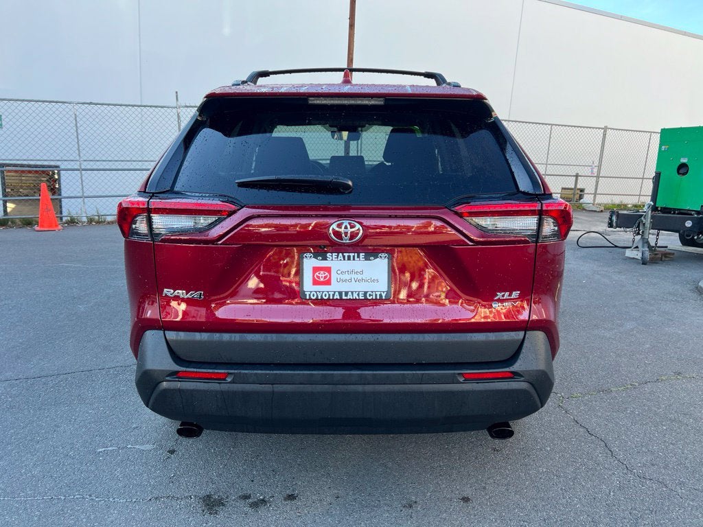 2025 Toyota RAV4 Hybrid XLE