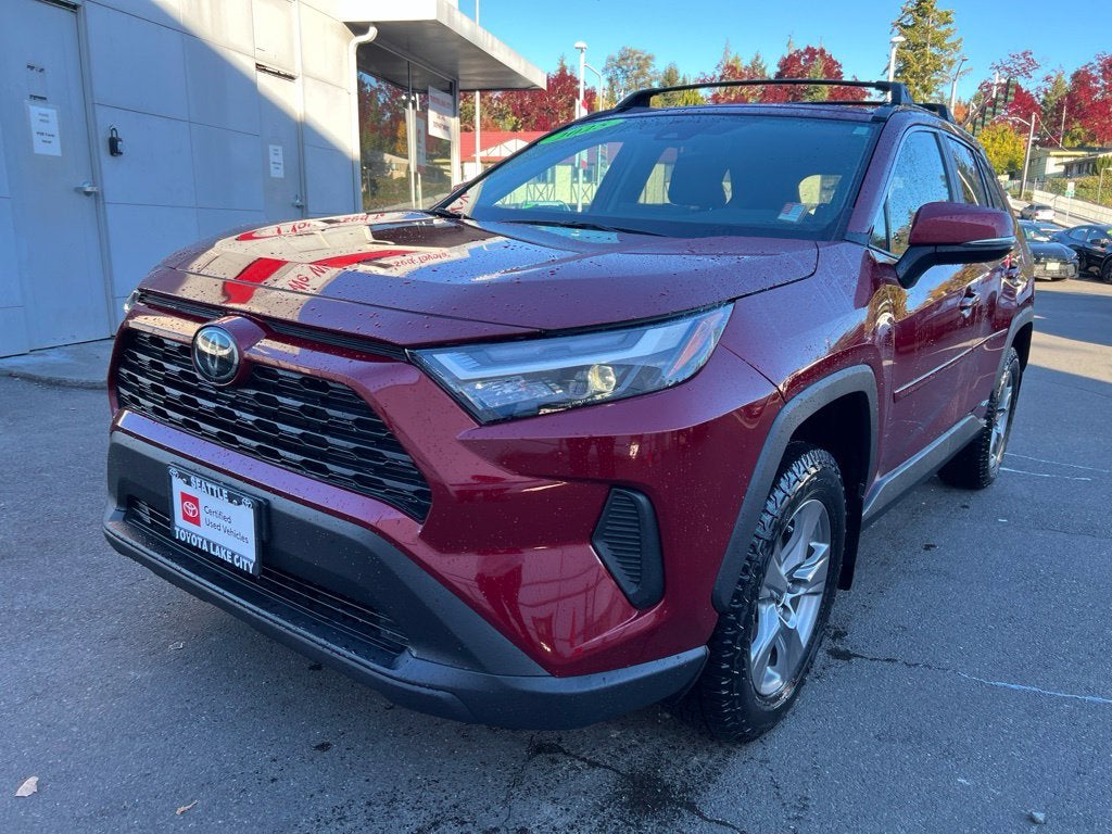 2025 Toyota RAV4 Hybrid XLE