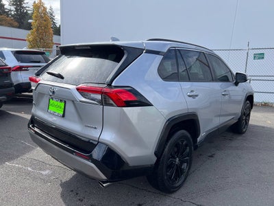 2022 Toyota RAV4 Hybrid SE