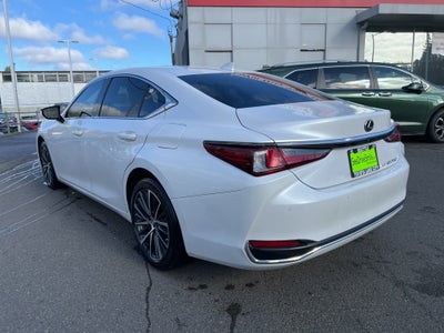 2023 Lexus ES 250