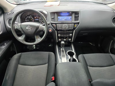 2017 Nissan Pathfinder SV