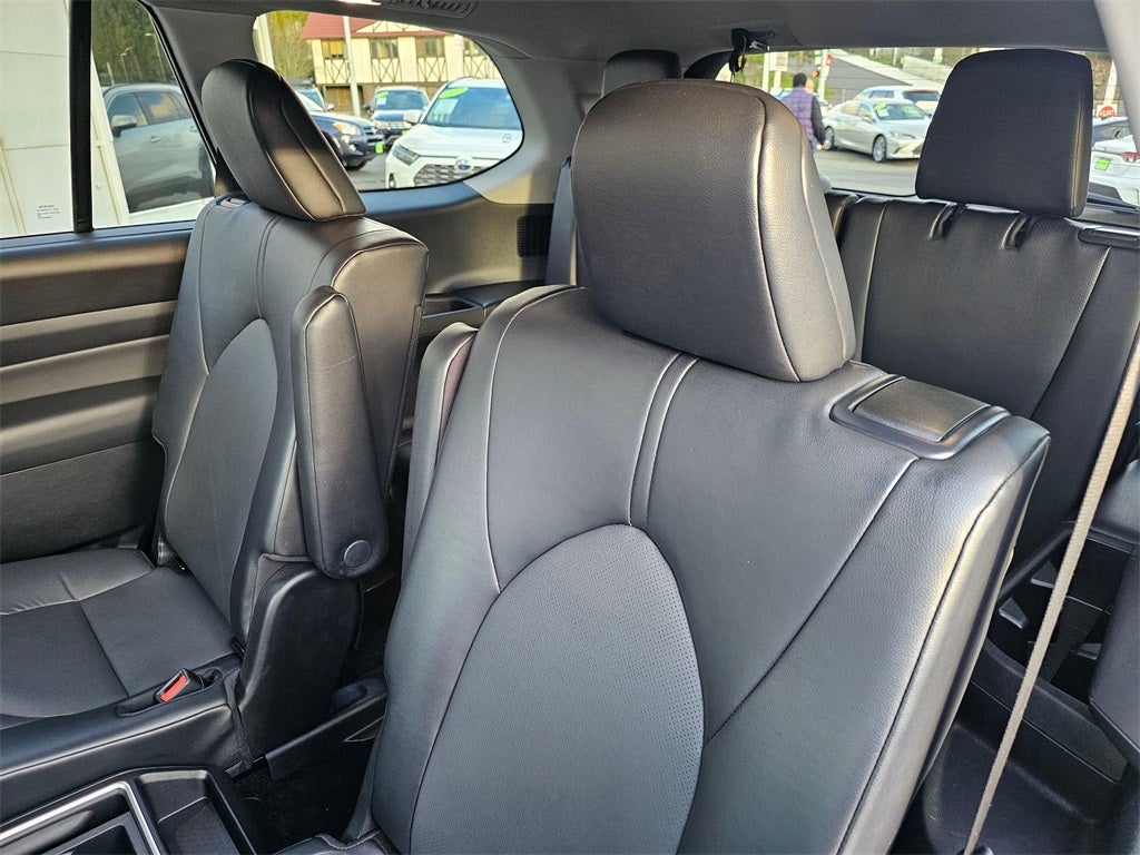 2025 Toyota Grand Highlander XLE -AWD