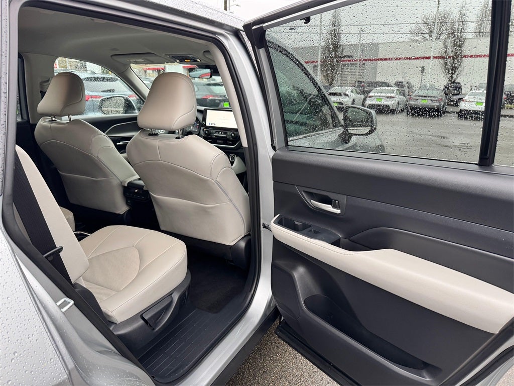 2025 Toyota Grand Highlander XLE - AWD