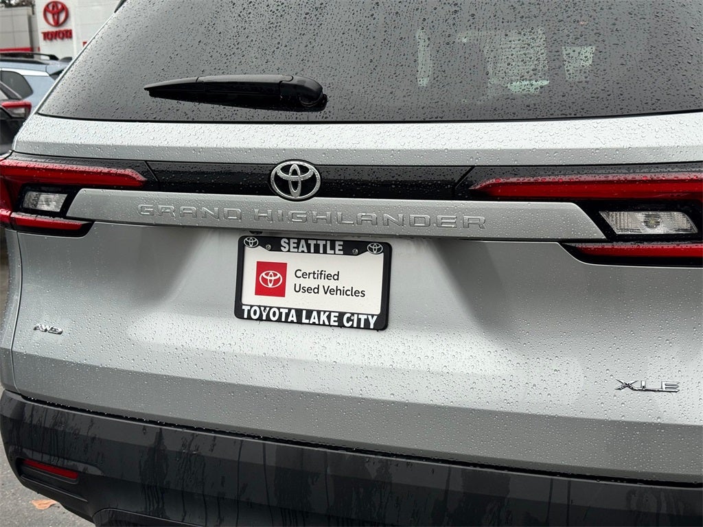 2025 Toyota Grand Highlander XLE - AWD