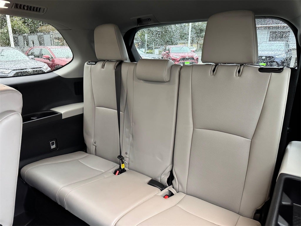 2025 Toyota Grand Highlander XLE - AWD