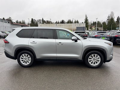 2025 Toyota Grand Highlander XLE - AWD