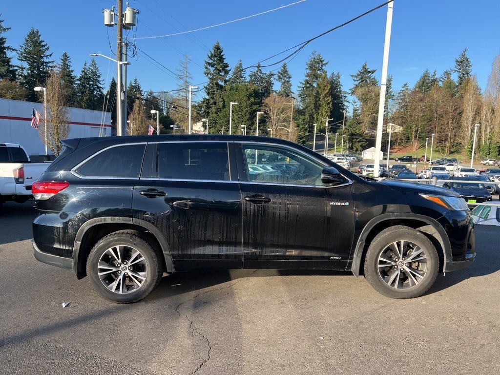2018 Toyota Highlander Hybrid LE -AWD