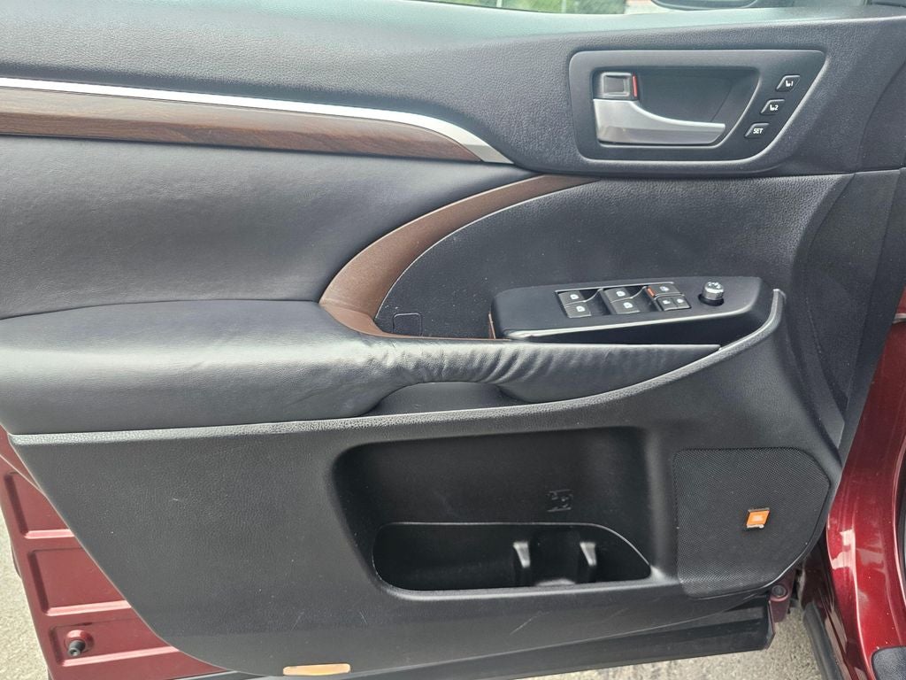 2014 Toyota Highlander Limited Platinum V6