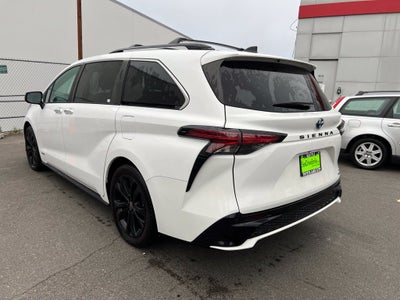 2021 Toyota Sienna XSE 7 Passenger