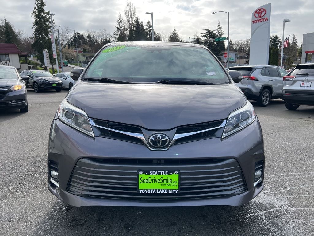 2019 Toyota Sienna Limited Premium 7 Passenger