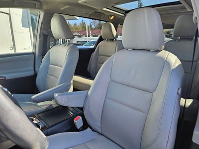 2019 Toyota Sienna Limited Premium 7 Passenger