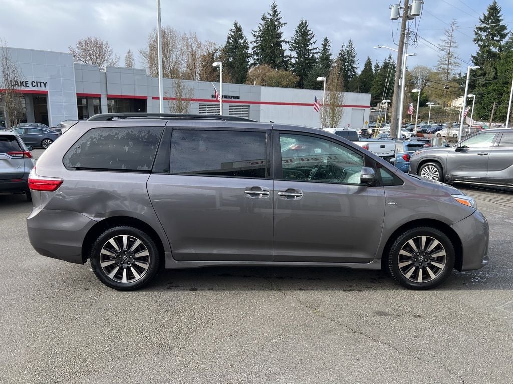 2019 Toyota Sienna Limited Premium 7 Passenger