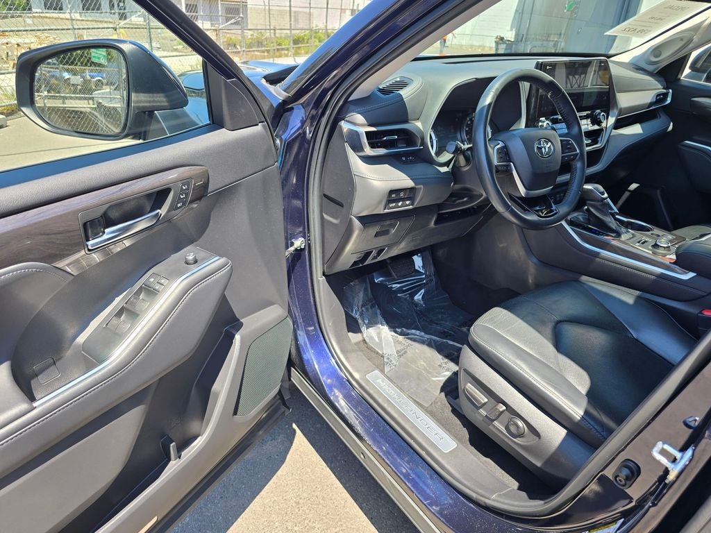 2022 Toyota Highlander Limited