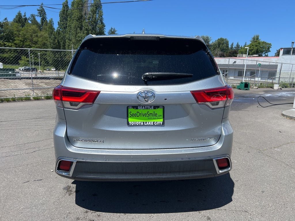 2017 Toyota Highlander Limited