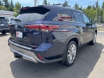 2025 Toyota Highlander Hybrid Platinum
