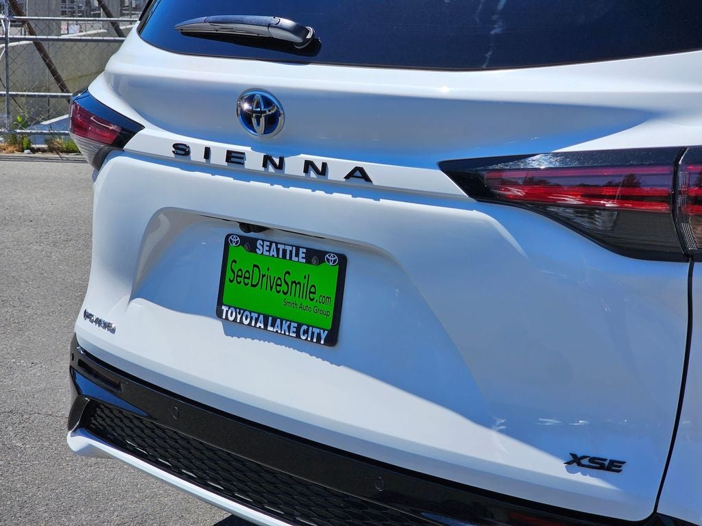 2025 Toyota Sienna XSE 7 Passenger