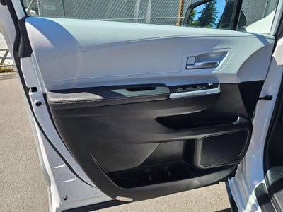 2025 Toyota Sienna XSE 7 Passenger