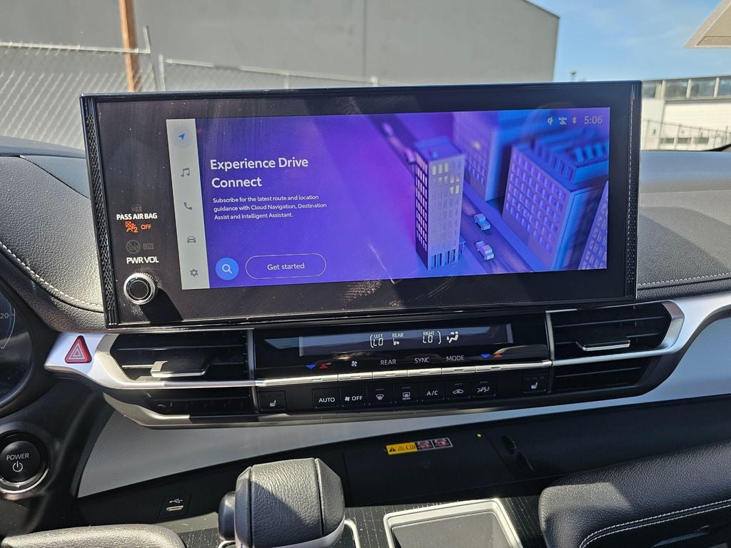 2025 Toyota Sienna XSE 7 Passenger