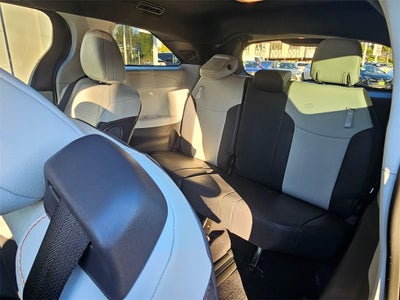 2022 Toyota Sienna XSE 7 Passenger-AWD