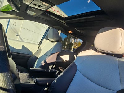 2022 Toyota Sienna XSE 7 Passenger-AWD