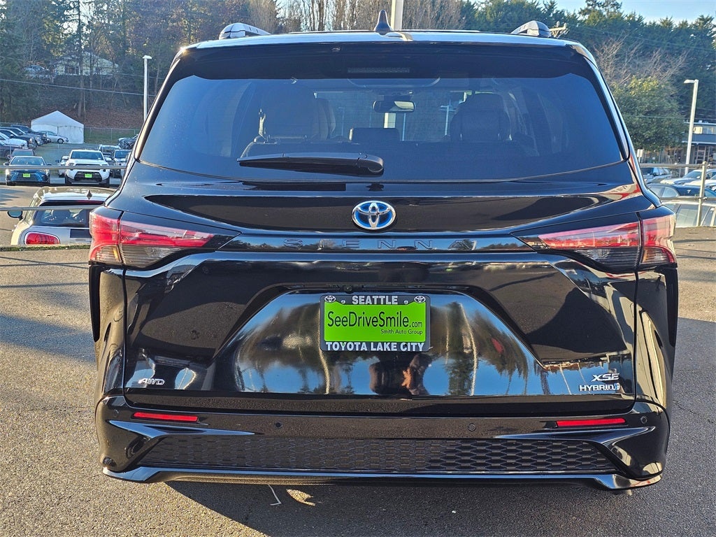 2022 Toyota Sienna XSE 7 Passenger-AWD