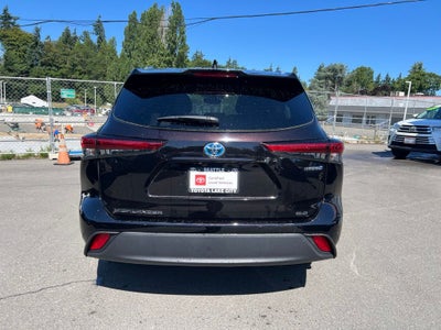 2021 Toyota Highlander Hybrid XLE