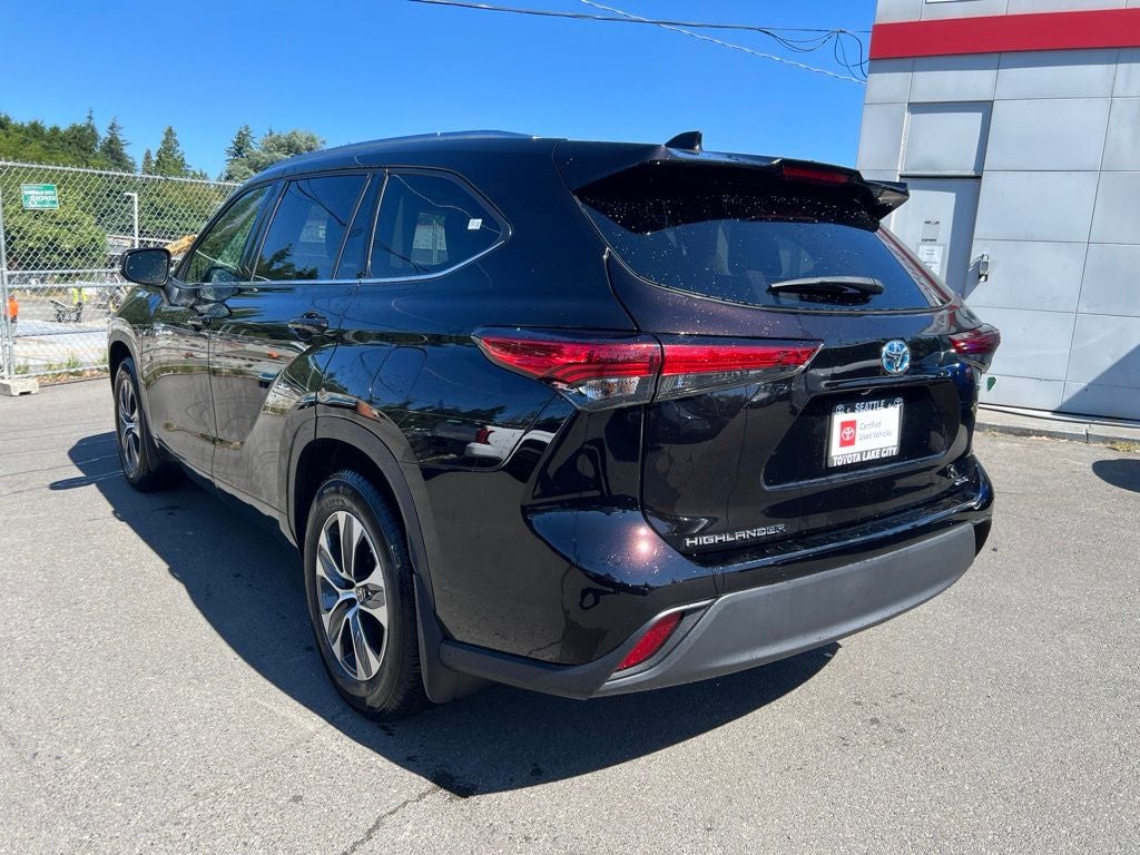 2021 Toyota Highlander Hybrid XLE