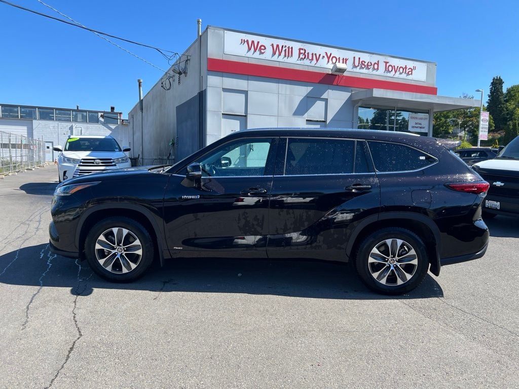 2021 Toyota Highlander Hybrid XLE